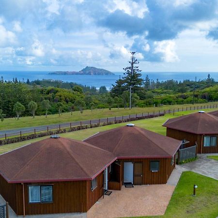 Ocean Breeze Cottages Burnt Pine Eksteriør billede