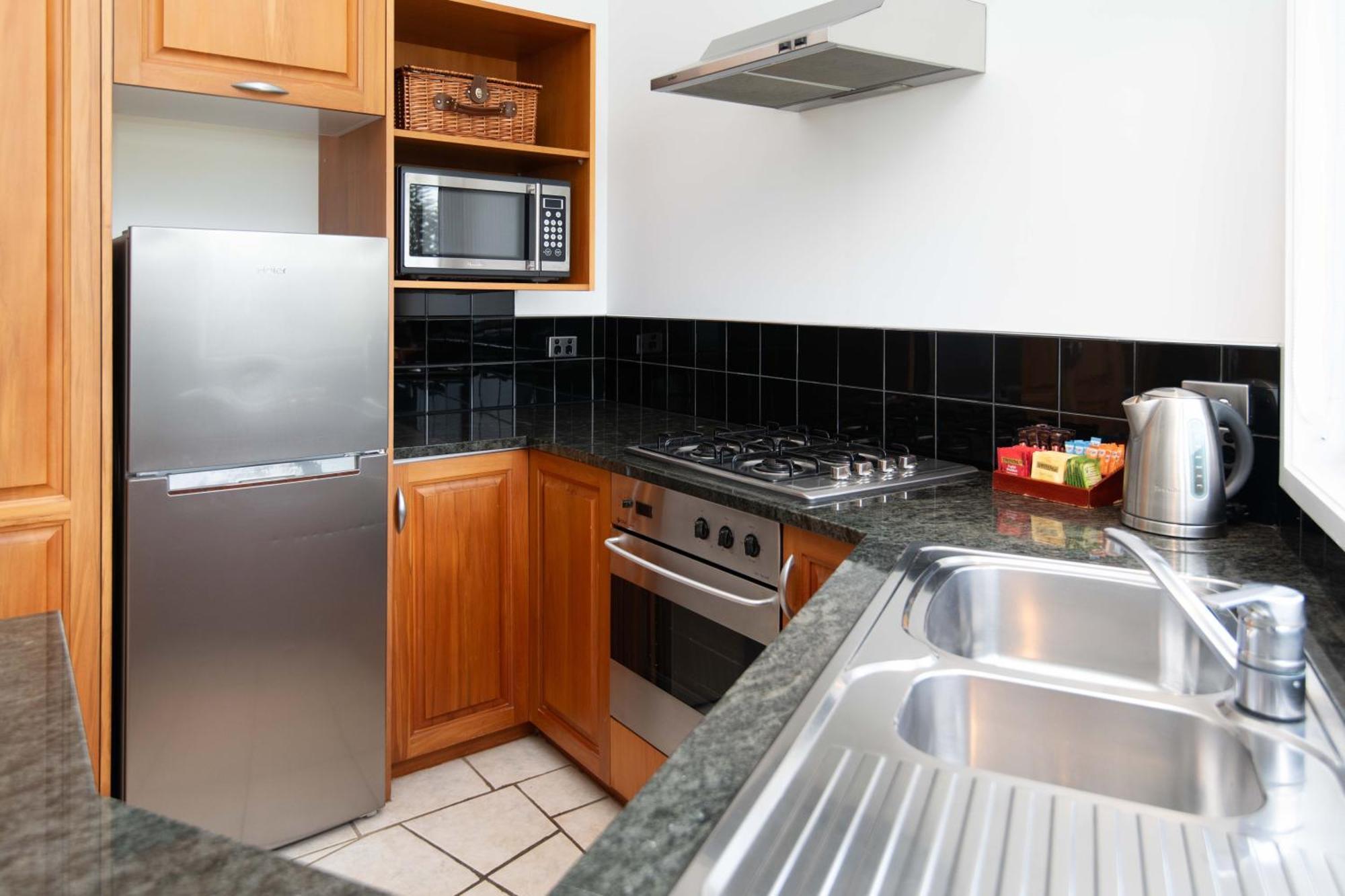 Ocean Breeze Cottages Burnt Pine Eksteriør billede